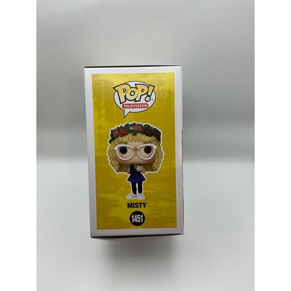 Misty - Yellowjackets Funko Pop 1451 - Near Mint - Picture 4 of 7